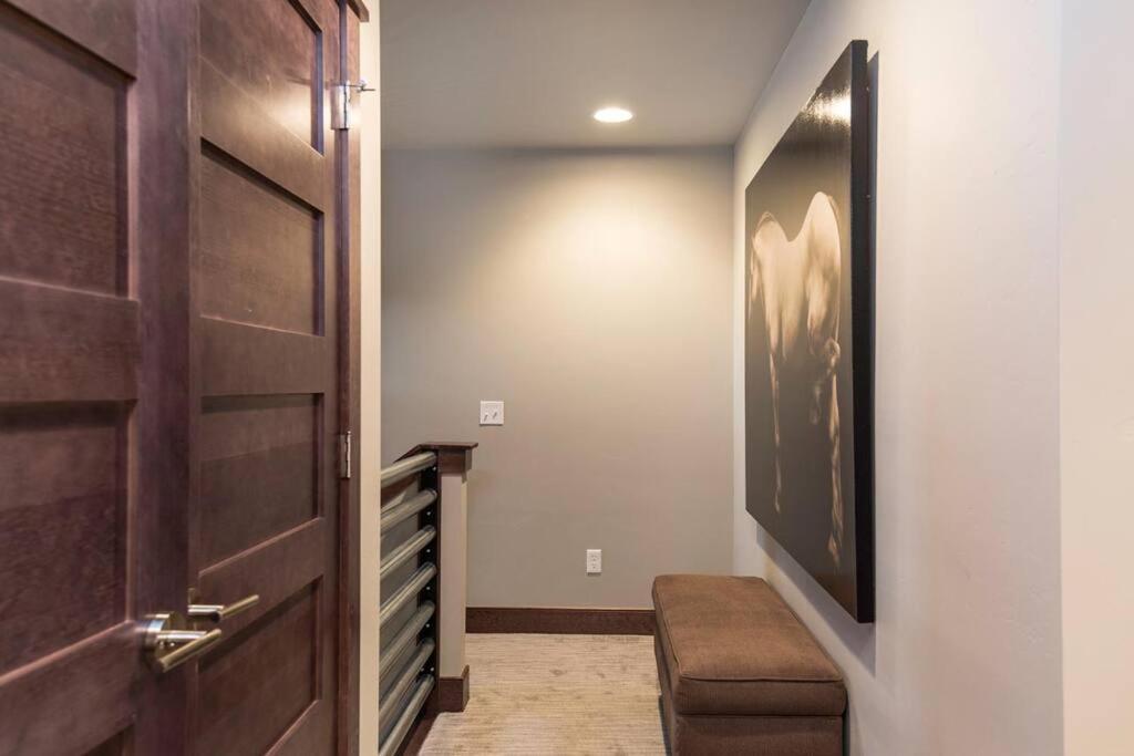Luxury Townhome On The Park With Bridger Mtn Views Bozeman Kültér fotó