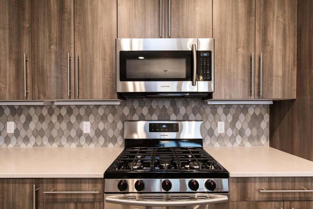Luxury Townhome On The Park With Bridger Mtn Views Bozeman Kültér fotó